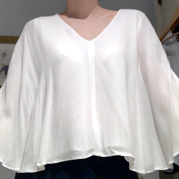 Zara V Neck Butterfly Sleeved Blouse - Picture 3 of 7
